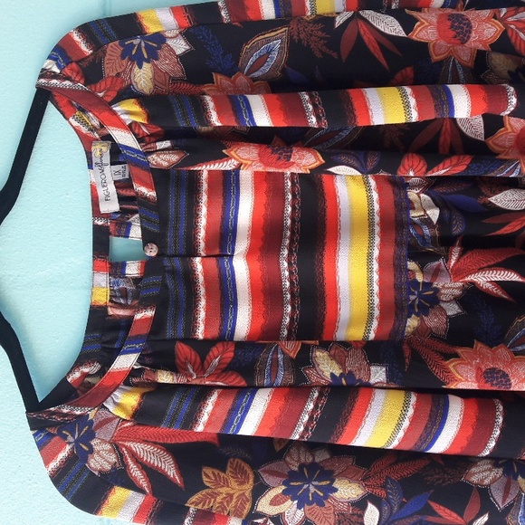 🎉2/15🎉 "Figueroa & flower" Woman's Top 1X - Picture 2 of 7